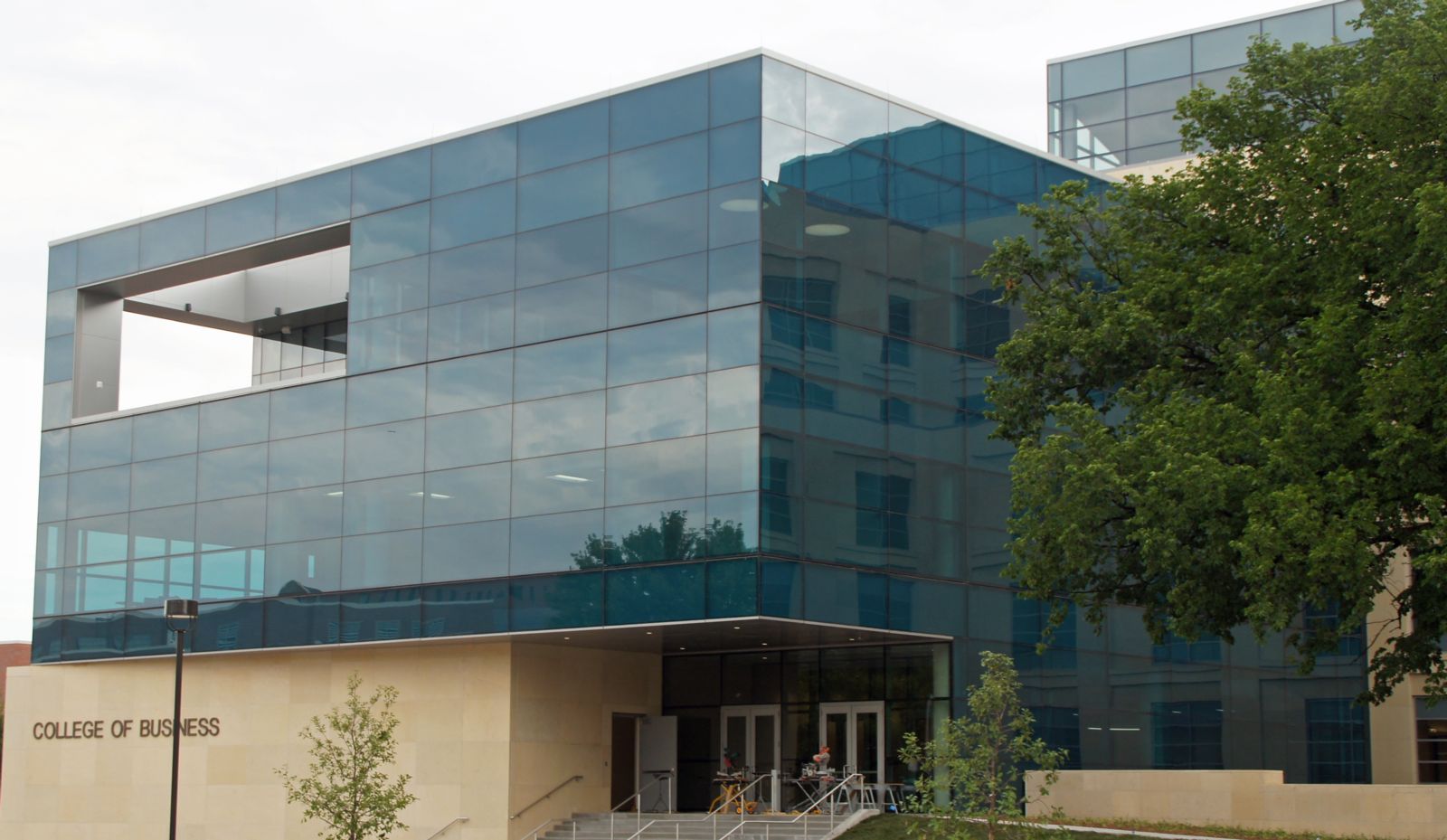 University of Nebraska-Lincoln, College of Business, Howard L. Hawks Hall; photo by Alley Poyner Macchietto Architecture, Inc.