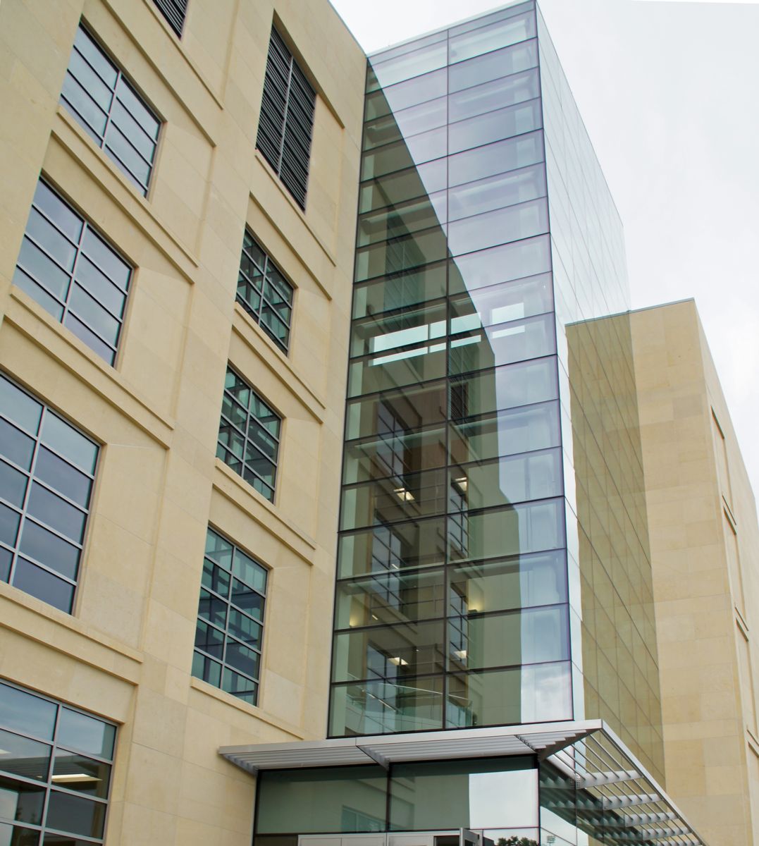 University of Nebraska-Lincoln, College of Business, Howard L. Hawks Hall; photo by Alley Poyner Macchietto Architecture, Inc.